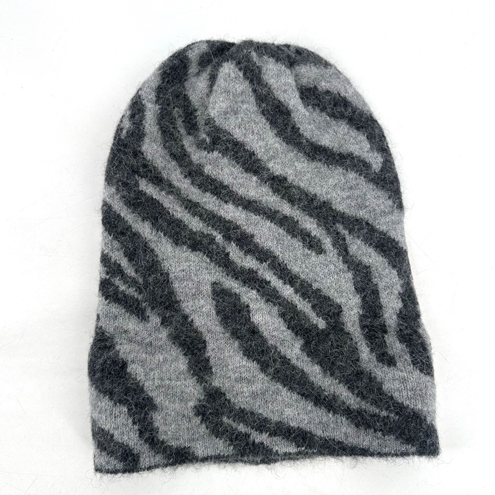 ZARA Women Zebra Print Knit Beanie Hat Grey Black Fuzzy Soft - Picture 2 of 6